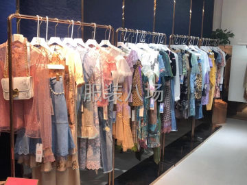 undefined - 深圳高端女装工厂＋服装纺织品手绘 - 图1