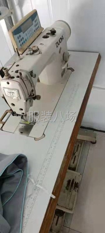 二手轉讓電腦平車12臺-第1張圖片