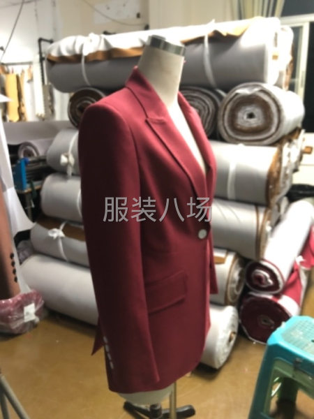 女西装，市场单，单大，码数少招整件车位-第1张图片