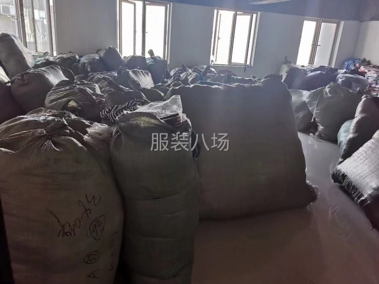 批发T恤，Polo衫，衬衫，西装-第2张图片
