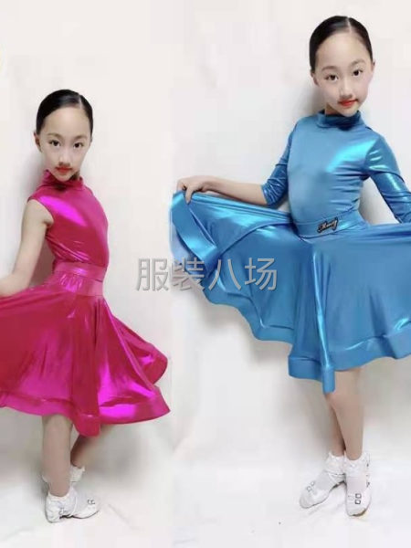 批发舞台装1500件-第2张图片