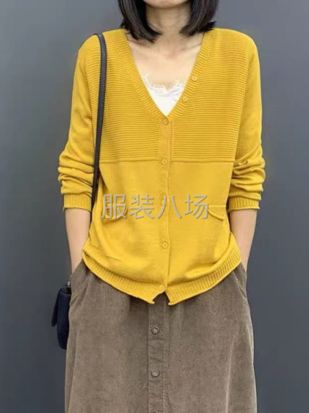 女装开衫毛衣批发价格-第1张图片