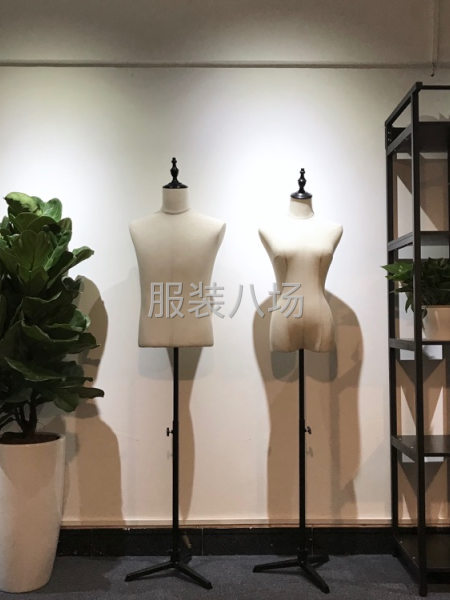 【口碑工作室】秀場(chǎng)服裝，舞臺(tái)服裝，演出服，大賽制作，畢業(yè)設(shè)計(jì)-第9張圖片