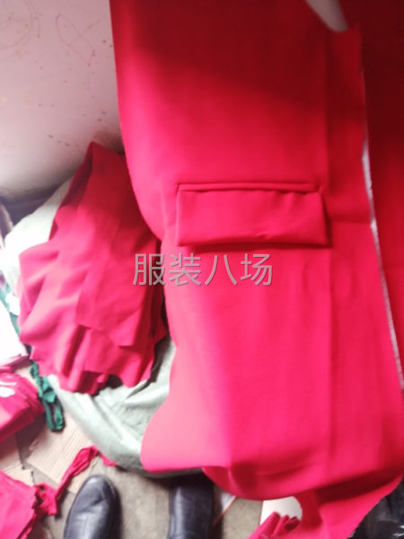 金鑫服飾承接訂單褲子衣服校服少數(shù)民族服飾-第4張圖片