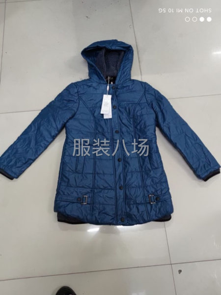 女装外套棉衣批发可看货-第1张图片