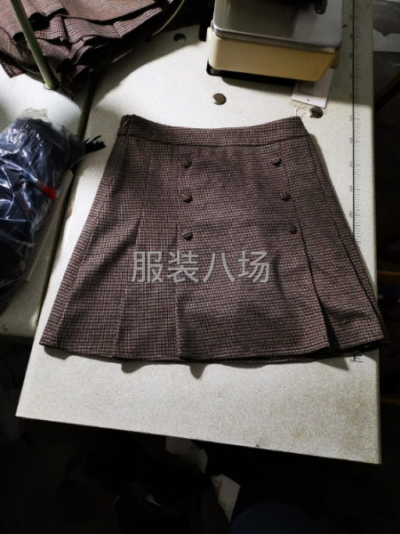 承接加工，西服，jk.风衣，旗袍，洛丽塔，及各种服装加工-第6张图片