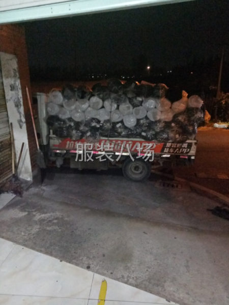 本厂现招整件车位数名，针织卫衣简单款20000件起-第1张图片