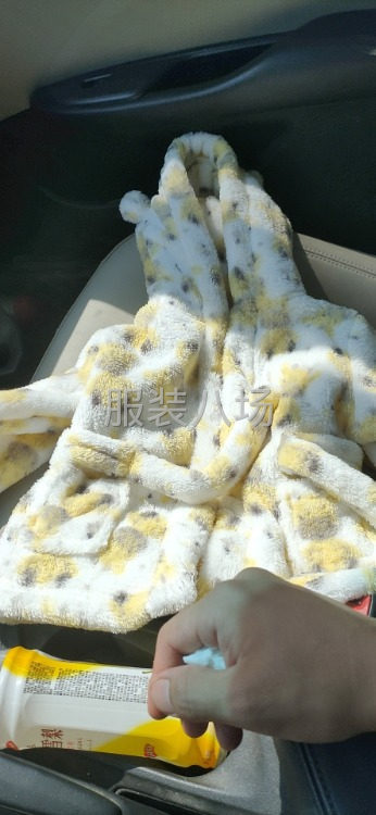 江苏盐城唯衣服饰-第5张图片