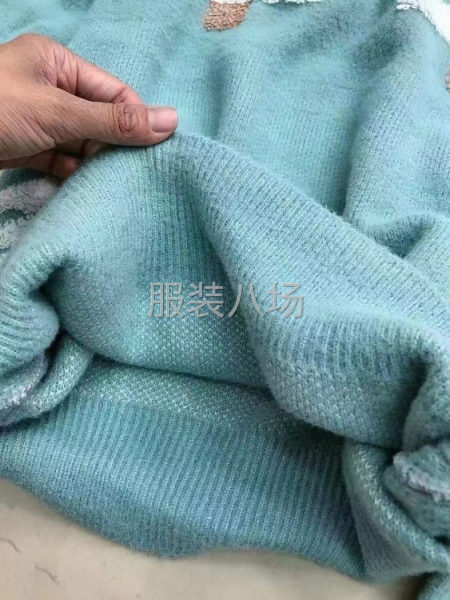 女装水貂绒毛衣10000件可以分货200件起。-第3张图片