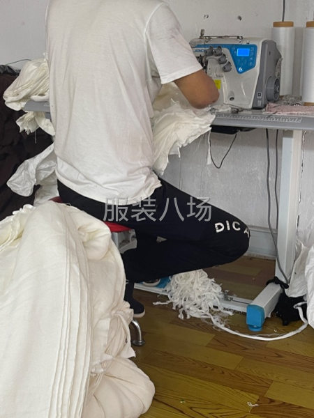 专业加工套口，拷边，毛衣，外套，大衣，各种衣服。-第2张图片