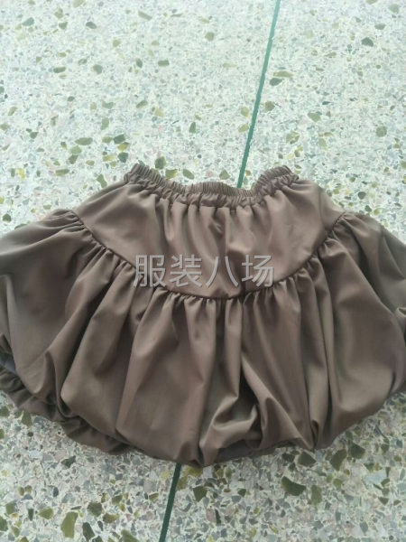 800件西服西裤/连衣裙外发-第1张图片