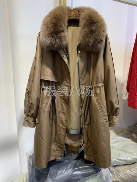 批发派克服2000件-第1张图片