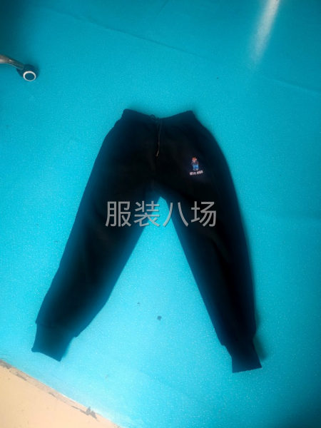 大量裤子厂-第1张图片