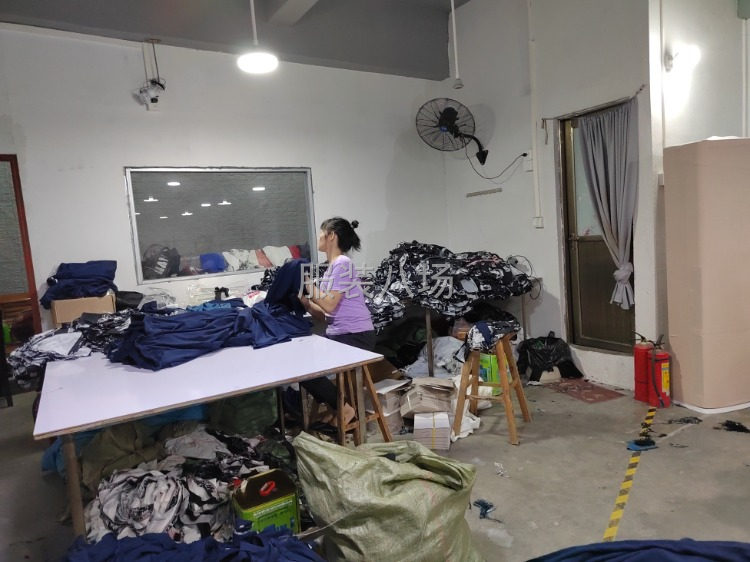 本厂承接针织丅恤卫衣-第4张图片