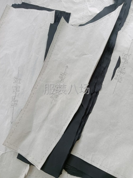 夫妻俩接外发，-第1张图片