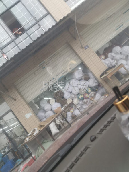 派克服单款7000件急找车位8名。。夫妻对每天1400-第1张图片