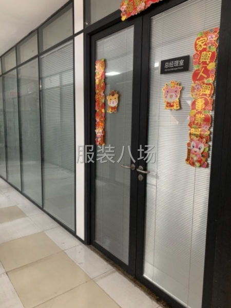 服装厂房仓库车间裁床出租设备齐全 自带豪华办公室豪华复式公寓-第2张图片