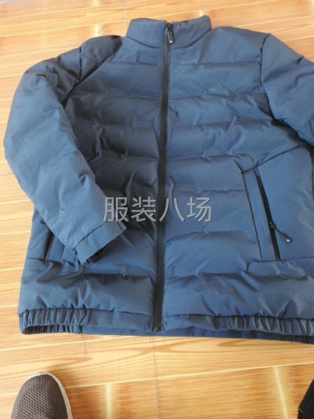 承接简单男款l棉衣-第1张图片