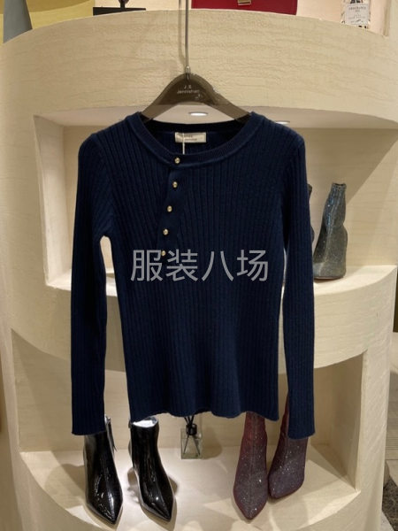 批发女装直播包芯纱坑条针织衫2000件-第4张图片