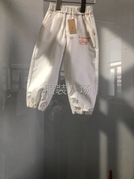 5萬件連衣裙/T恤/襯衫/褲子/牛仔/童裝外發-第3張圖片