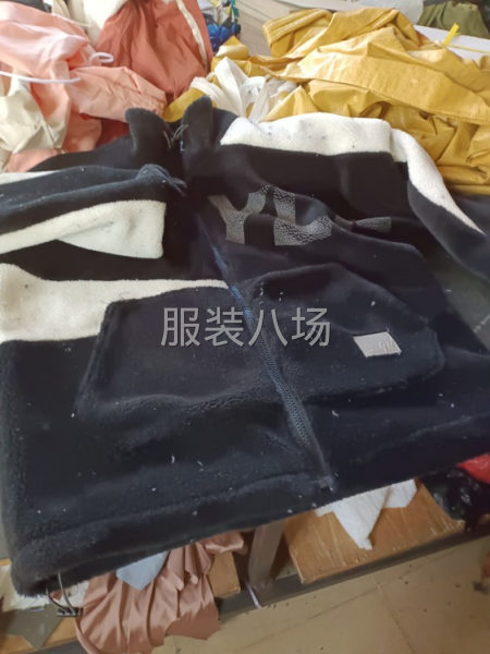 招整件車位，毛毛返單款下單一萬多件，十七塊錢一件-第1張圖片