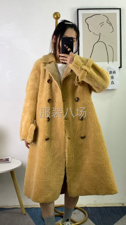 批发大码女装2千件-第2张图片