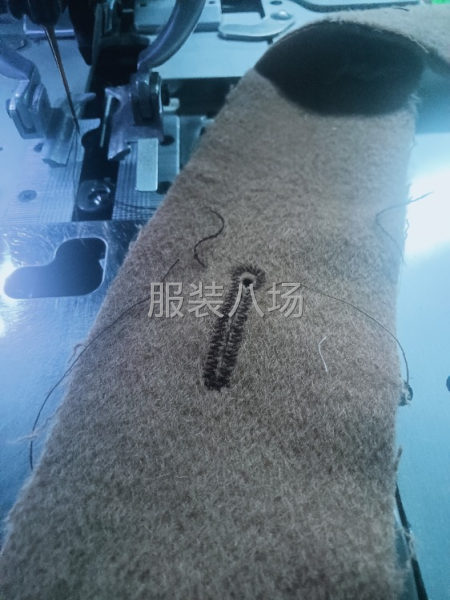 承接各类服装加工
专用裁剪台，圆头锁眼机
我厂愿承接能长期合-第3张图片