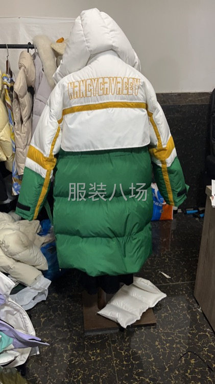 3千件女装/羽绒服外发-第2张图片