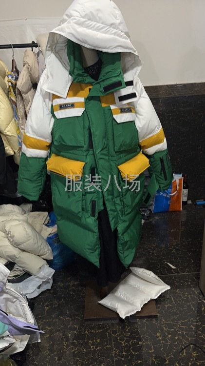 3千件女装/羽绒服外发-第1张图片