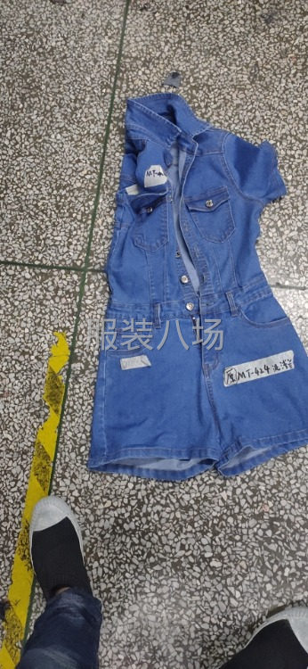 专业牛仔衣，牛仔裤-第1张图片