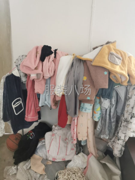 本厂有40多固定工人，机器设备齐全，主做针织面料，可来料加工-第1张图片