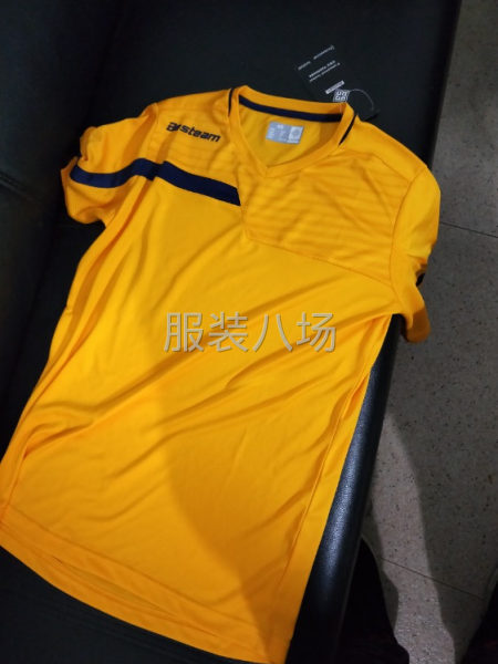 诚信招聘服装精英-第1张图片