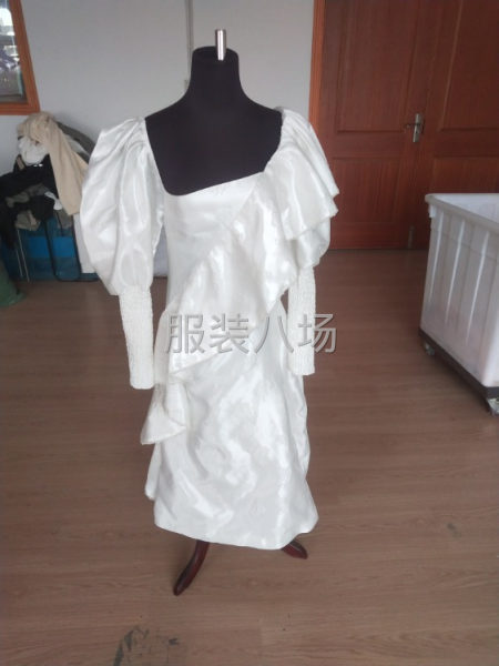 承接四季中高档衣服清加工-第7张图片