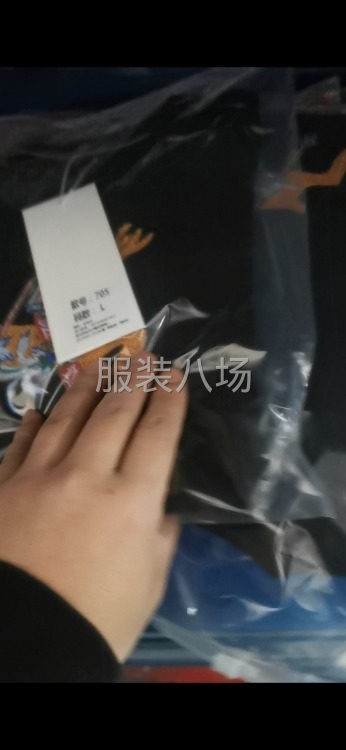 处理男装尾货-第2张图片