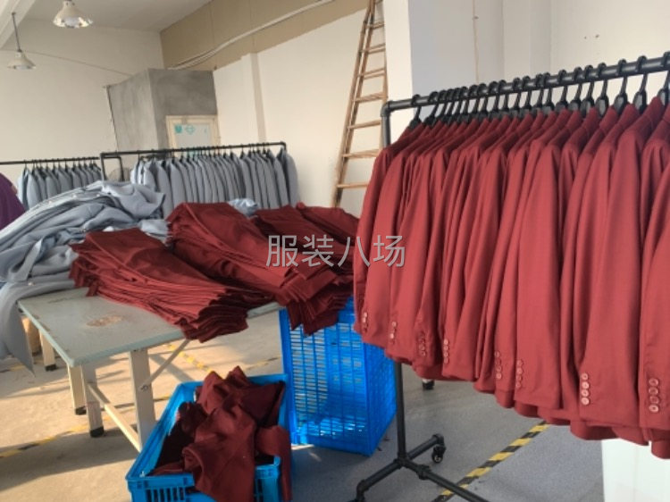 招聘梭织面料精品车工-第1张图片