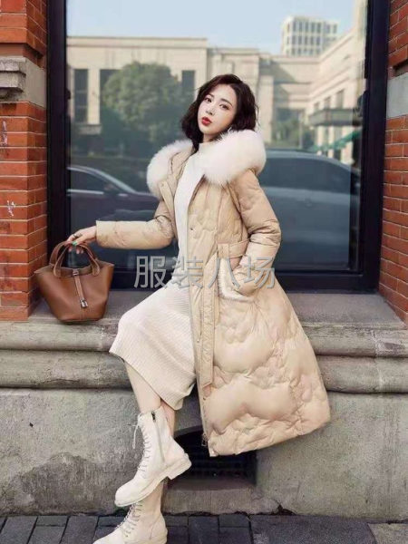 大量收女装羽绒服-第1张图片