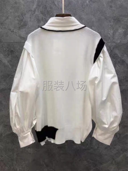 2021年秋季新款欧货女装V领珍珠背心拼接灯笼袖假两件-第2张图片