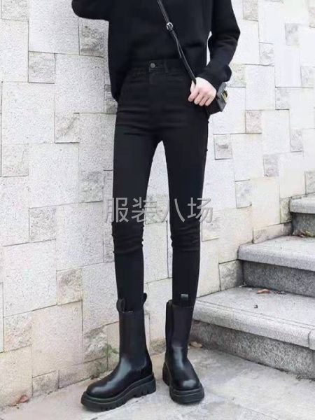 批发时尚牛仔裤5000条整单30元！-第8张图片