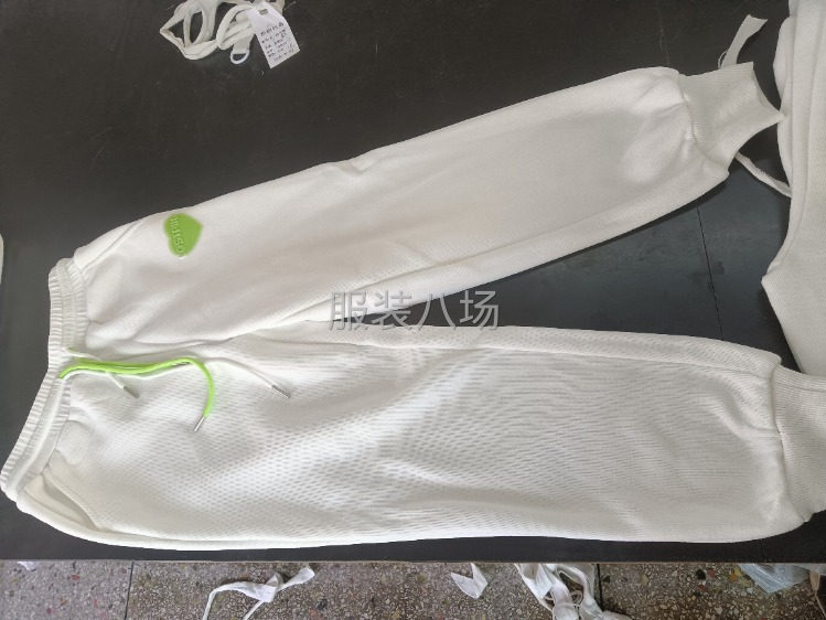 承接加工针织，休闲运动裤，卫衣卫裤圆领-第2张图片