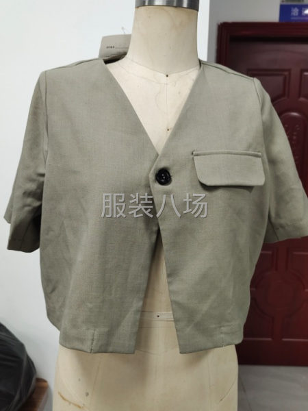 300件女装/连衣裙/衬衫/T恤/西服西裤外发-第3张图片