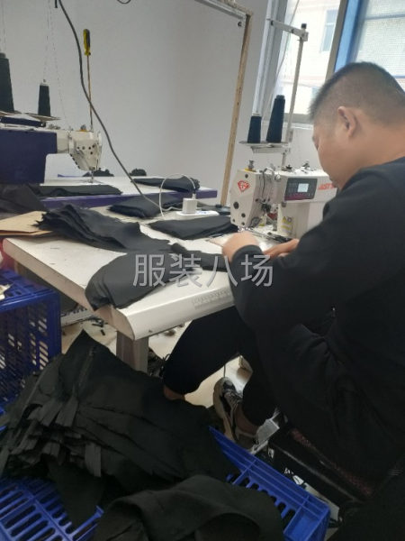 求職全職針織夾克，拉鏈衫套裝，單衣單褲，短袖衛衣，都可以承接-第1張圖片