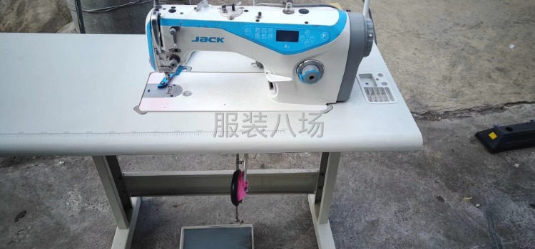 二手转让电脑平车1台-第1张图片