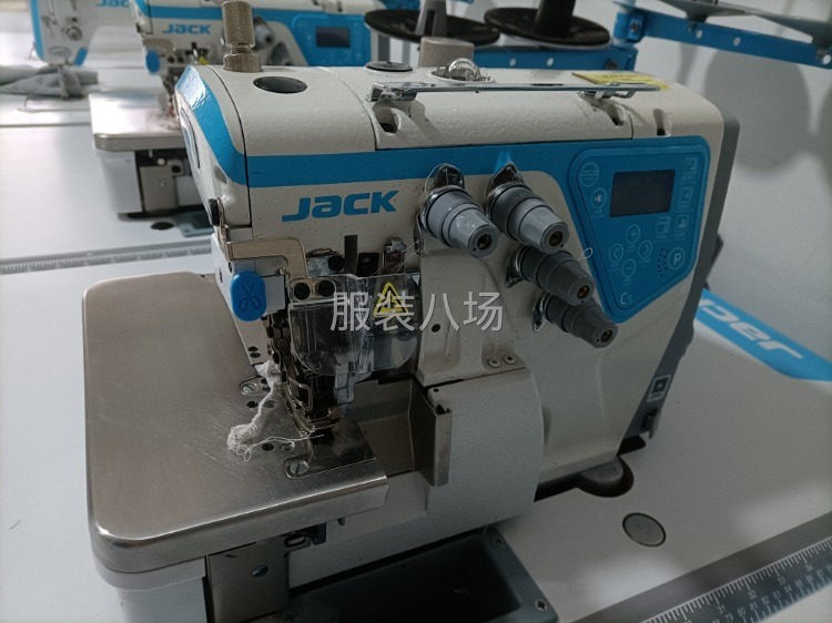 二手转让包缝机3台