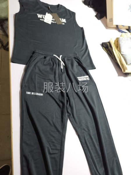 高價收購工廠庫存衣服-第2張圖片