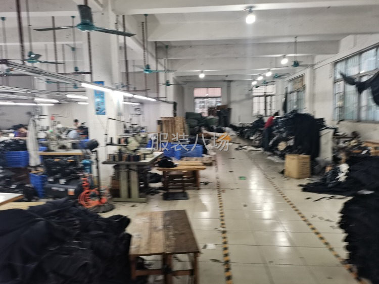 亮途服装有限公司，专业牛仔系列生产包工包料，厂设板房-第2张图片