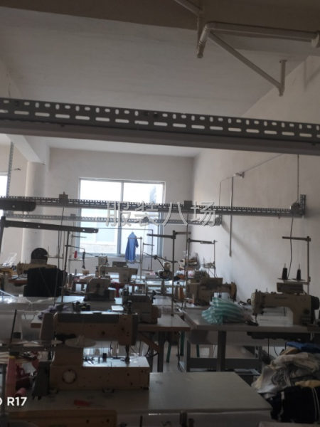 起早贪黑服装人，埋头苦干出精品-第7张图片
