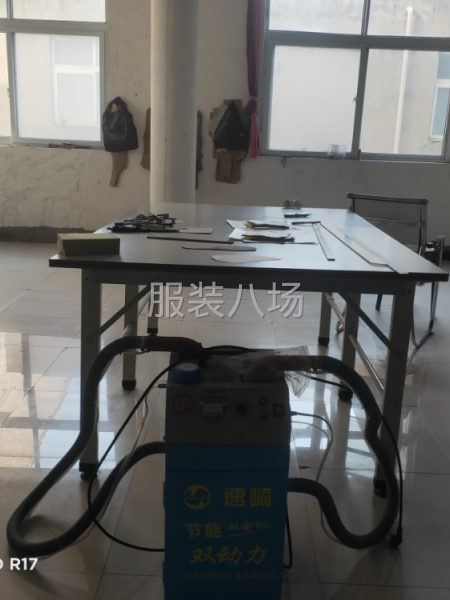 起早贪黑服装人，埋头苦干出精品-第3张图片