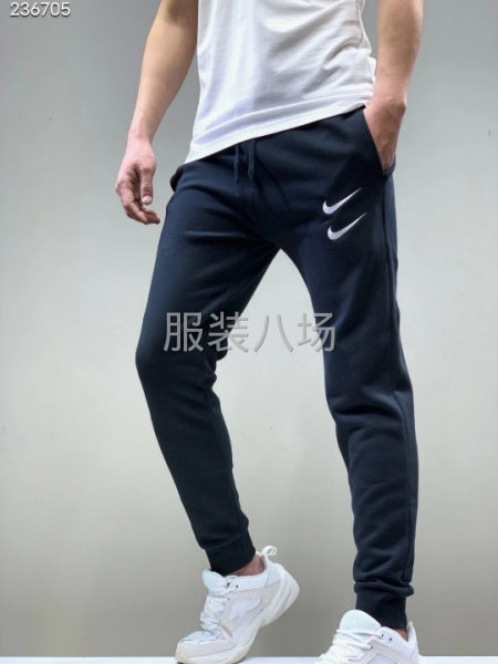 批发外套8件-第1张图片