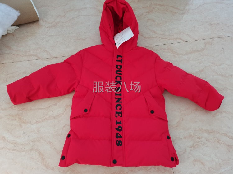 星子人服裝加工廠在九江市十里大道，自己有箱式貨車(chē)可以包拿包送-第1張圖片