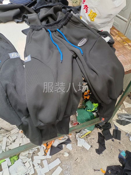 承接各种针织裤，沙滩裤，拉链毛绒外套套装裁片加工。-第4张图片